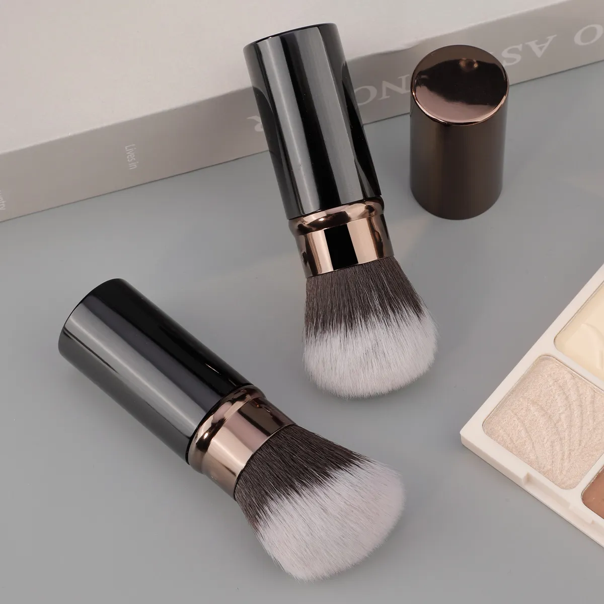 1/2pcs Professional Makeup Brushes Retractable Blusher Powder Foundation Face Concealer Kabuki Makeup Brush Cosmetic Tools — image 1
