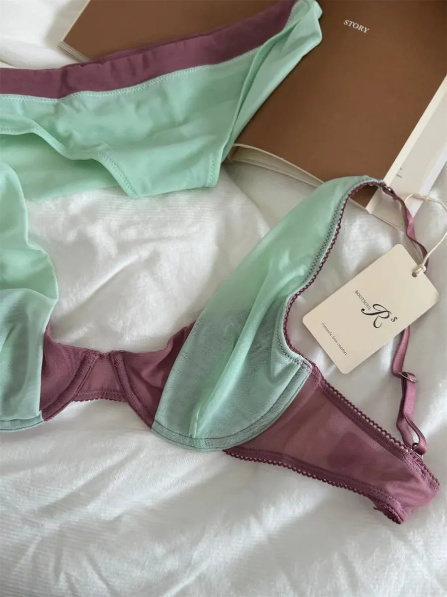 Bra pakaian dalam yang selesa dengan seluar dalam sesuai dengan pakaian dalam kecil yang segar sehingga menyokong payudara besar menunjukkan set bra kecil — image 6