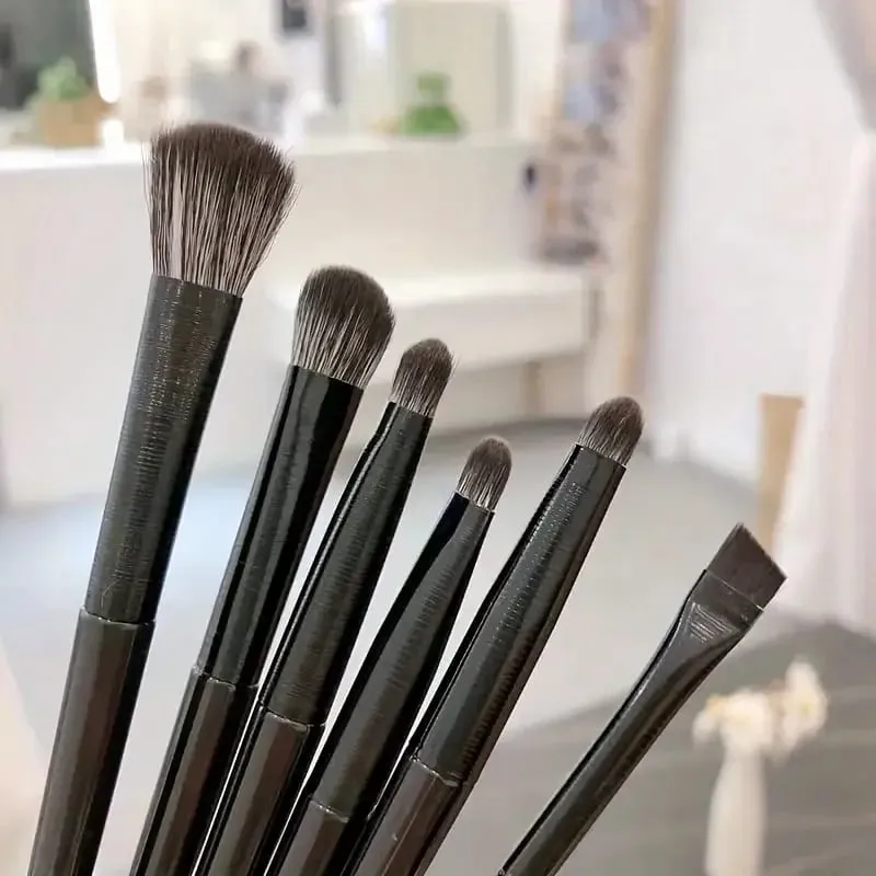 Soft Eye Shadow Brush 10 Piece Set of Eye Cosmetics Apply Eyeliner Pencil Blade Eye Detail Small Makeup Brush — image 4