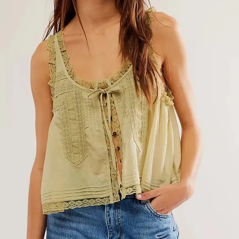 Y2K Button-up Lace Trim Patchwork Cami Tops Loose Fit Round Neck Vest Sleeveless Outwear Gilet Crop Tank Tops for Women — image 12