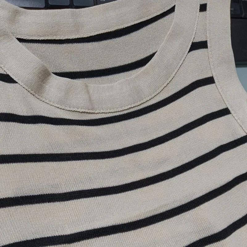 Colorfaith New 2024 Basic Bottoming Striped Chain Elasticity Vests Women Tank & Camis Autumn Winter Wild Crop Short Tops V3420DG — image 6