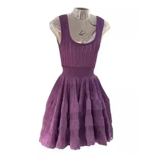 High-end New Short Dress Women's Summer French Style Exquisite Design Sense Niche Sleeveless Vest Stitching Dress 2024 — image 4