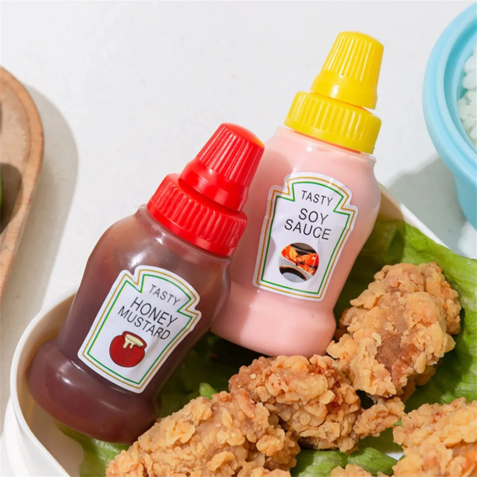 4/8pcs Mini Condiment Squeeze Bottles 25ml Honey/Ketchup/Soy Sauce/Salad Dressing Dispensers Lunchbox Squeezable Containers Jars