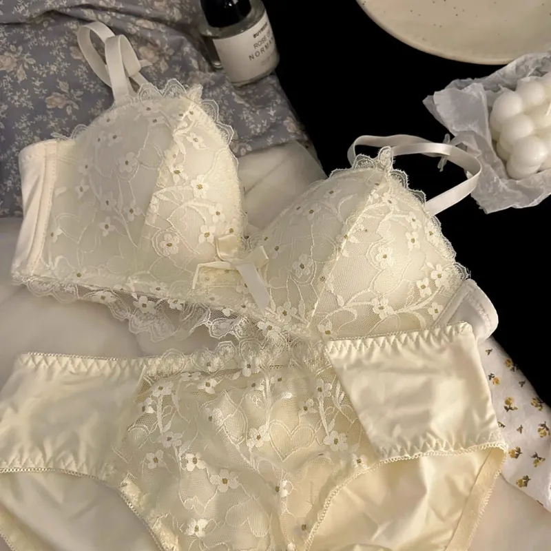 Sexy Embroidered Underwear Small Breasts Gathered Without Steel Ring Top Support Anti-Sagging Breathable Lace Lace Bra Set — image 7