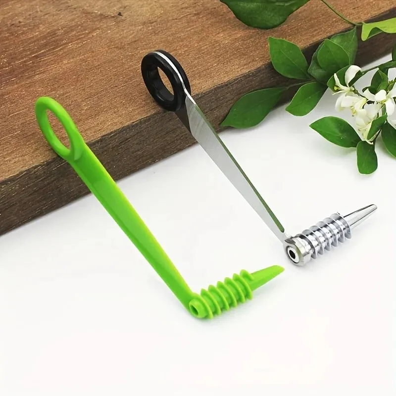 Manual Vegetable Spiral Cutter - Stainless Steel Handheld Slicer with Curved Design Suitable for Even Cutting of Potatoes — image 3