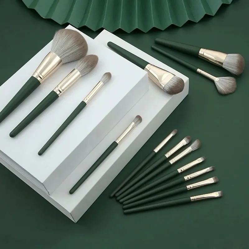 14Pcs Makeup Brushes Set Large Fluffy Soft Eye Shadow Foundation Brush Women Cosmetic Powder Blush Blending Beauty Make Up Tools — image 5