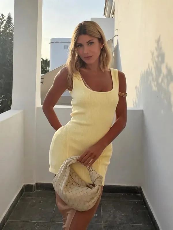 Sólido malha u pescoço malha mini vestido feminino chique sem mangas com nervuras tanque minimalista magro vestidos curtos senhora clube 2026 vestido de chegada