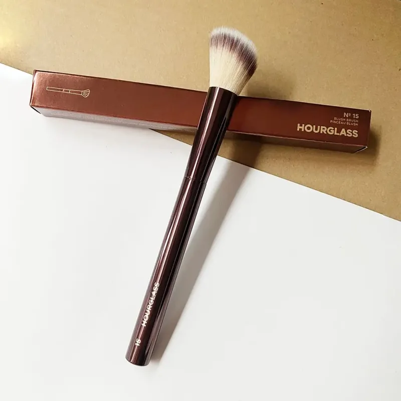Hourglass Makeup Brushes Face Large Powder Blush Foundation Contour Highlight Blending Retractable Kabuki Cosmetic Brush Tools
