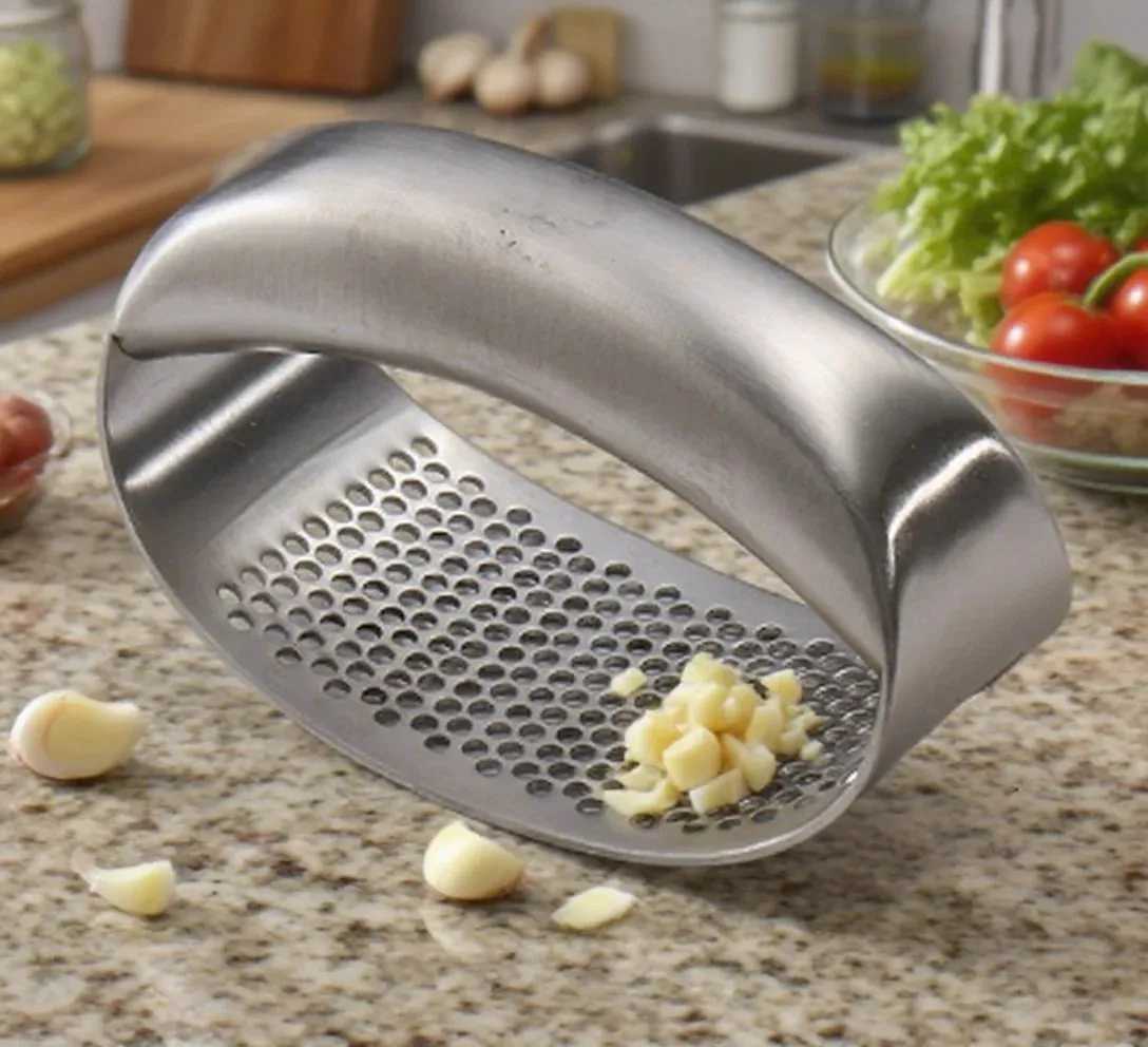 1 pcs 304 Stainless Steel Garlic Press Household Garlic Masher Kitchen Garlic Grinder Press Kitchen Accessories Tool — image 2