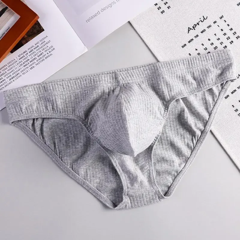 Męskie seksowne krótkie prążkowane bawełniane oddychające wygodne pochłaniające pot bielizna sportowa młodzieżowa niska talia U wypukła sakiewka kalesony — image 2