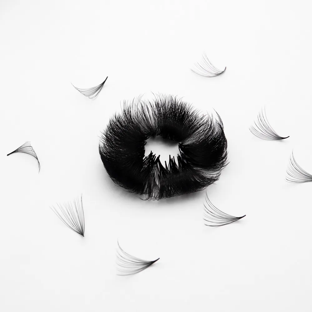 10D 20D 0.03 Thickness Pointy Base Sharp Slim Narrow Stem Mega Russian Volume Loose Fans Thin Russia Volume Lashes Extensions — image 6