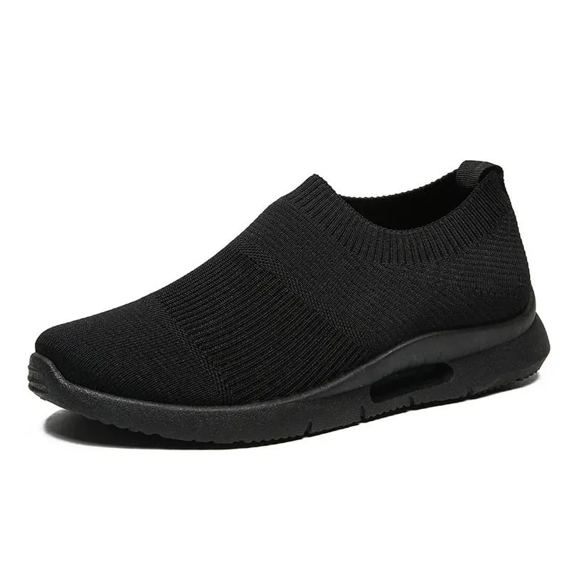 Men's Sneakers Breathable Loafers Outdoor Soft Sole Flats Mesh Men Running Shoes Lightweight Slip on Casual Shoes Tenis Hombres
