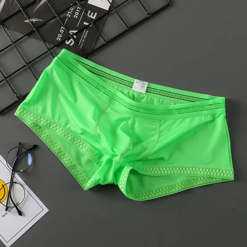 熱い販売アイスシルク男性下着シームレス透明ボクサーパンツ超薄型通気性快適なパンティーパンツ