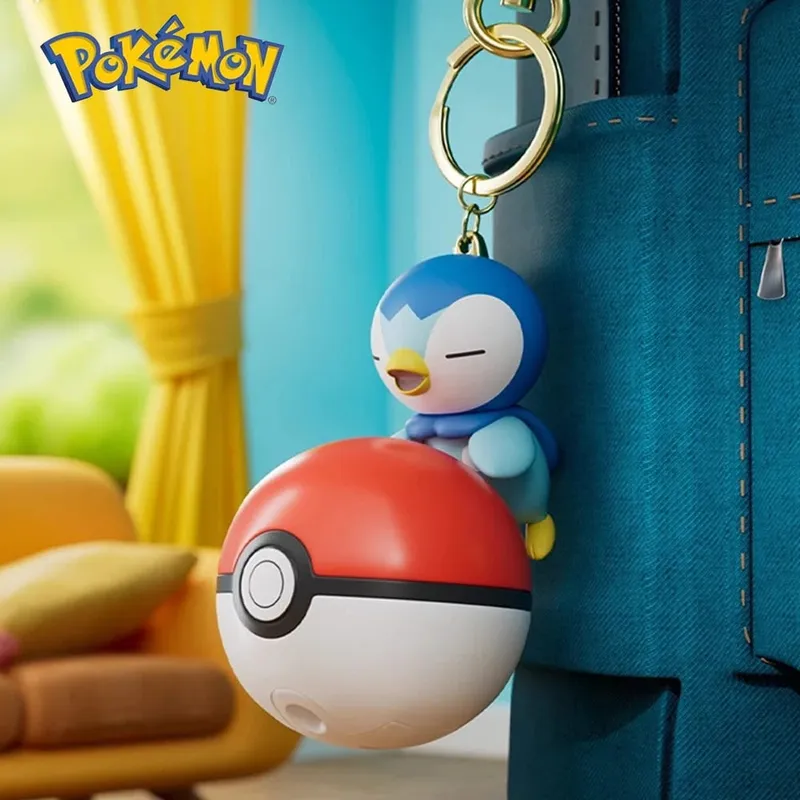 Pokemon น่ารักเรืองแสง Series Charm PokeBall พวงกุญแจตุ๊กตา Pikachu Piplup Bulbasaur Action รูปการ์ตูนกระเป๋าอุปกรณ์เสริมของขวัญ — image 5