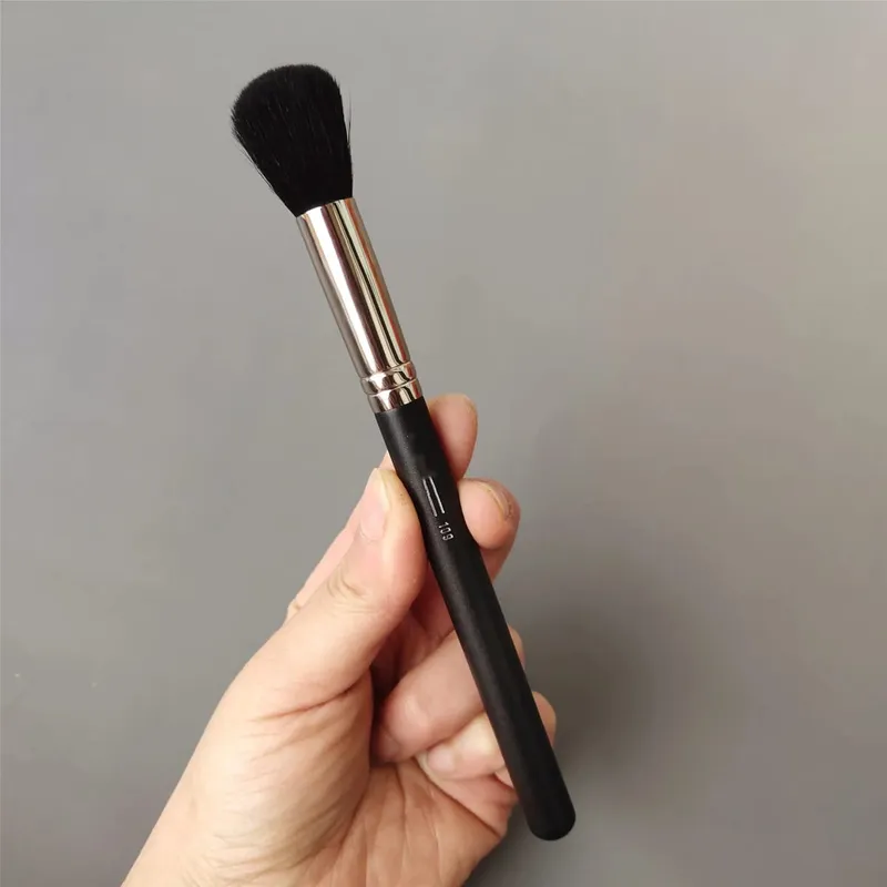 1pc M series Makeup Brushes Powder Contour Eyeshadow Make Up Brush Animal Hair Wood Handle High Quality Cosmetic Tool Artist — image 9