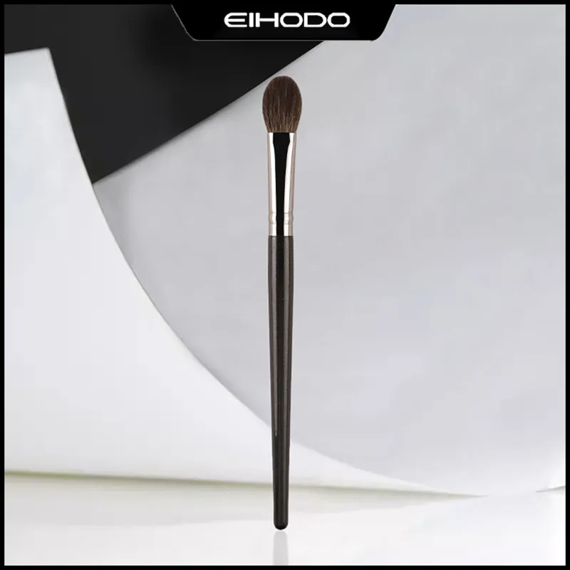 1 piece Goat hair Eyeshadow Makeup brushes Eye shadow Make up brush Blending Highlight exquisite beauty tools Wood handle — image 2