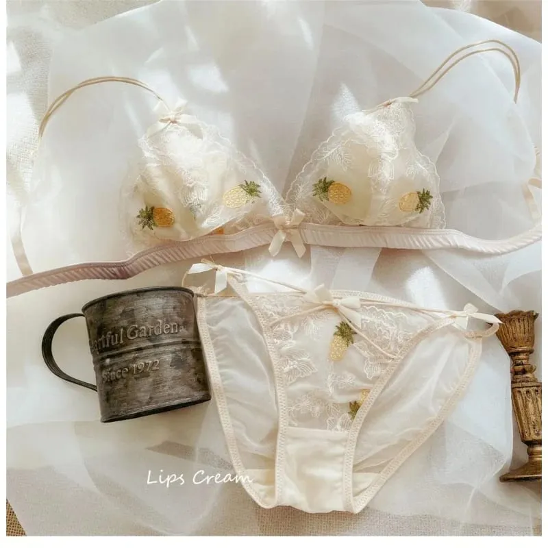French Sexy Lace Embroidery Lingerie No Underwire Bra Set Cute Bow — image 3