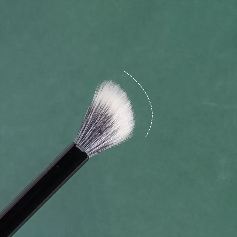 220 Professional Handmade Makeup Brushes Soft Saikoho Goat Hair Slanted Stippling Blush Brush Cosmetic Tools Make Up Brush