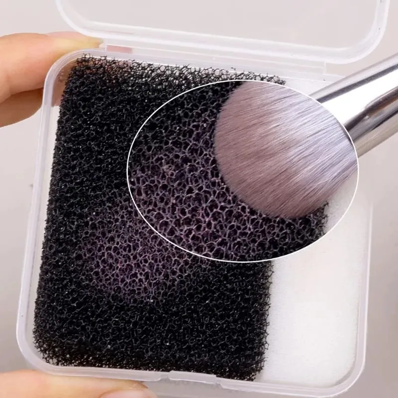 Portable Makeup Brush Cleaner Sponge Easy-use Dry Eye Shadow Wash Beauty Tools Brushes Cleaning Box Sponge Puff Cleaner Women — image 3