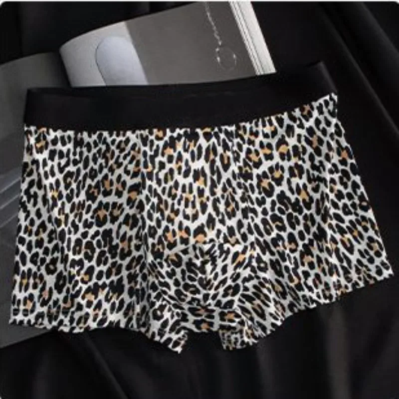 Herren-Unterwäsche aus Eisseide, konvexer Beutel, flache Boxershorts, Leopardenmuster, schnell trocknende männliche Unterhose, nahtlos, atmungsaktiv, Badehose — image 4