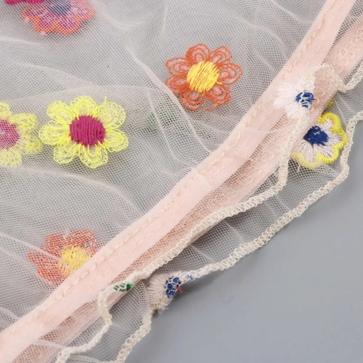 Seductive Thin Sleepwear Sexy Wireless Bra Set Transparent Mesh Thong Underwear Flower Embroidery Lingerie Lingerie For Ladies — image 5