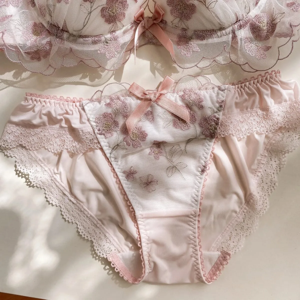 Fairy thin section lingerie women large size embroidery lace bra set low chicken heart gathered ladies underwear bra — image 6