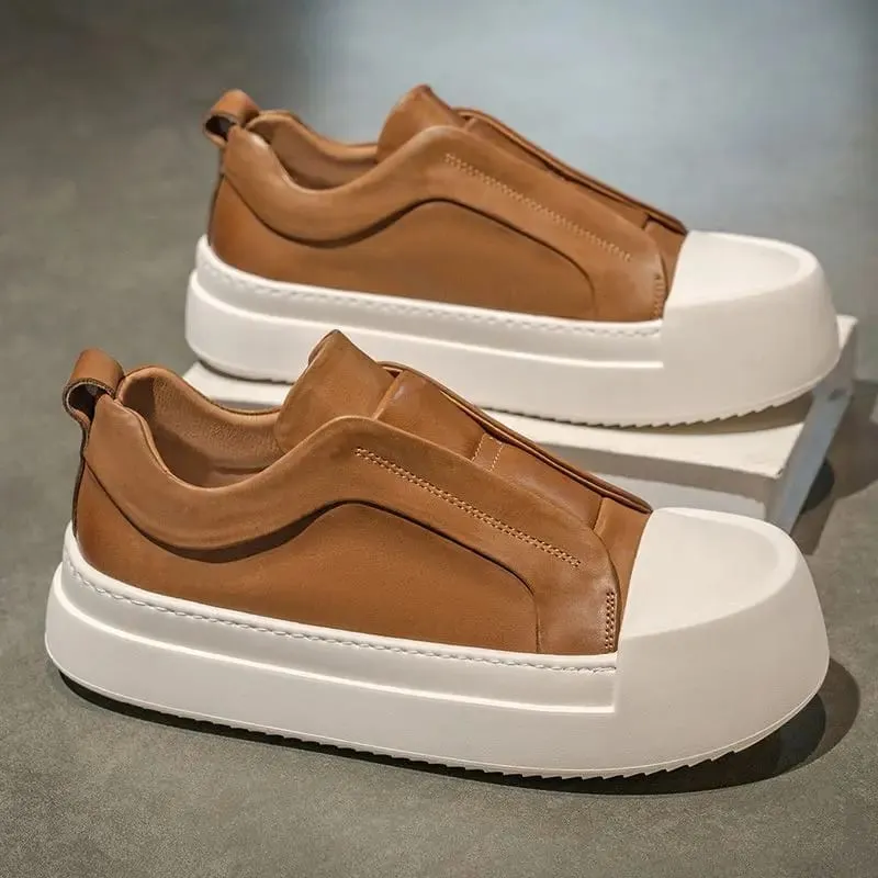 Retro สีน้ำตาล PU รองเท้าหนังผู้ชายน้ำหนักเบาแพลตฟอร์มยืดหยุ่นรองเท้าผ้าใบลำลองแฟชั่น Street เดินรองเท้าคุณภาพสูง