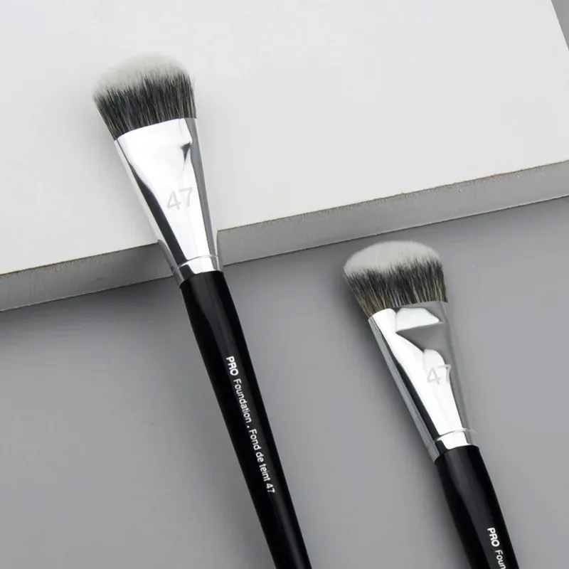 1 piece Pro Foundation #47 Powder foundation Makeup brushes Shadow Make up brush synthetic Hair wood handle — image 8