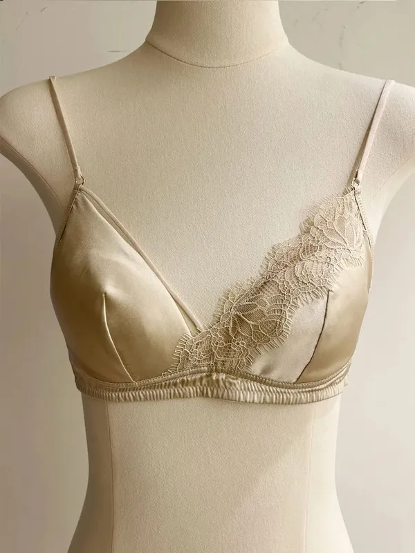 สไตล์ฝรั่งเศสลูกไม้ Bra Bralette หน้าอกเล็กไม่มี Underwire สามเหลี่ยมถ้วยบางเซ็กซี่ Push Up ชุดชั้นในชุดสตรีชุดชั้นใน — image 8