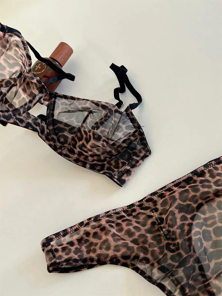 Ultra-thin models of large breasts underwear sexy leopard lace lingerie adjustment gathered hollow with steel ring bra set — image 3
