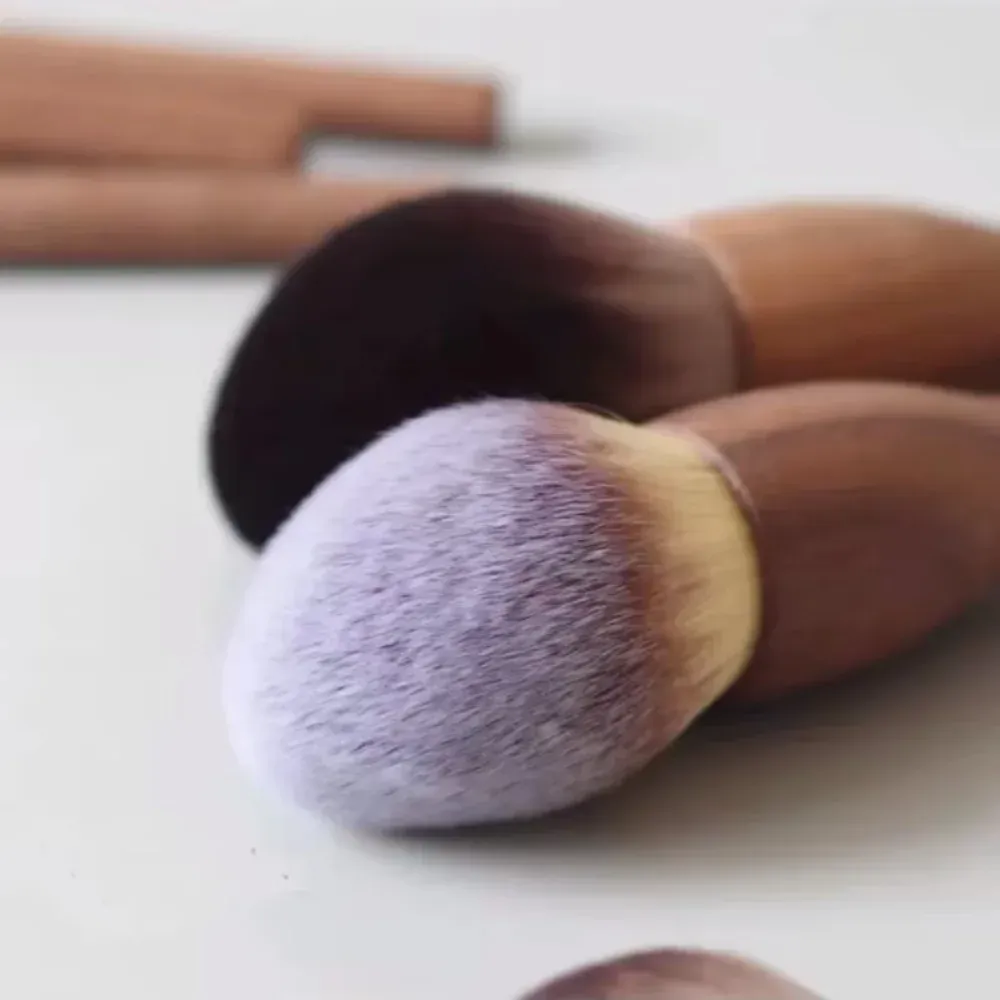 New Retro Wood Handle Makeup Brushes Super Soft Walnut Loose Powder Blush Foundation Contour Brush Cosmetic Makeup Tools — image 6