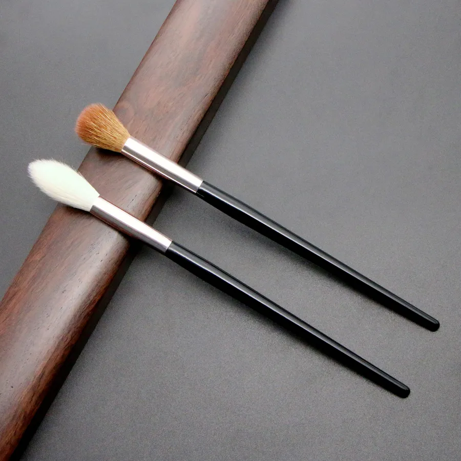 Highlighter Makeup Brushes Top Goat Hair High Quality Eye Shadow Blender Contour Eyebrow Eyeshadow Make Up Brush — image 1