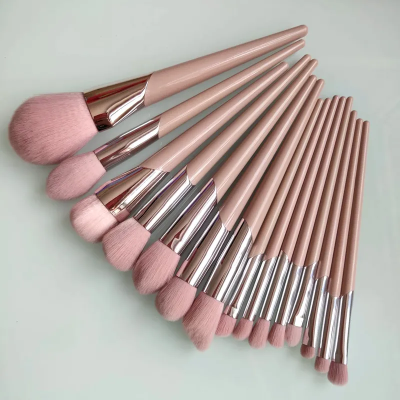 Makeup Brushes Set Full Bodied Foundation Brush 110 Cheek Hugging Highlight 120 Eyeshadow 15pcs Cosmetic Brush Kit