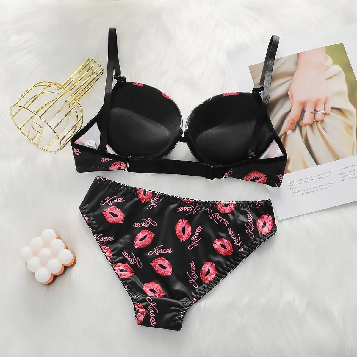 Sexy Damen-Dessous-Set mit Lippenmuster und Stahlfelgen, geraffte Push-ups, atmungsaktive Schultergurte, verstellbares BH-Set A2147 — image 2