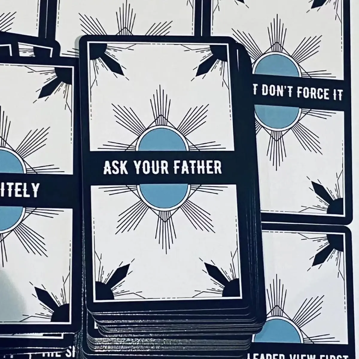 YES or NO Oracle DECKI Cards English Version 54pcs Get Quick Answers To Specific Questions Games Cards — image 4