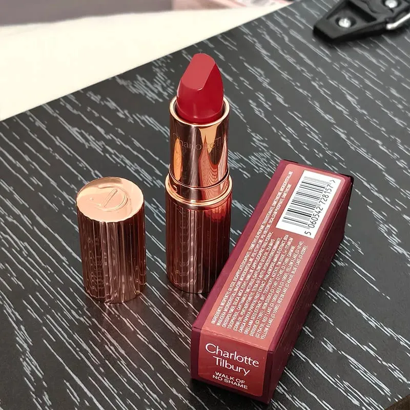 New Charlotte Tilbury Two Color Heart Shaped Powder Blusher Setting Spray Oil Control Powder Blusher Air Cushion Pen Cosmetic — image 19