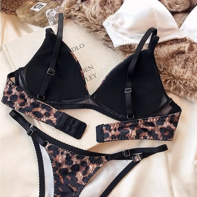 Women Sexy Underwear Triangular Cup Bra Set Small Chest Top Support Bra Comfortable Push Up Bra Breathable Seamless Underwear — image 3