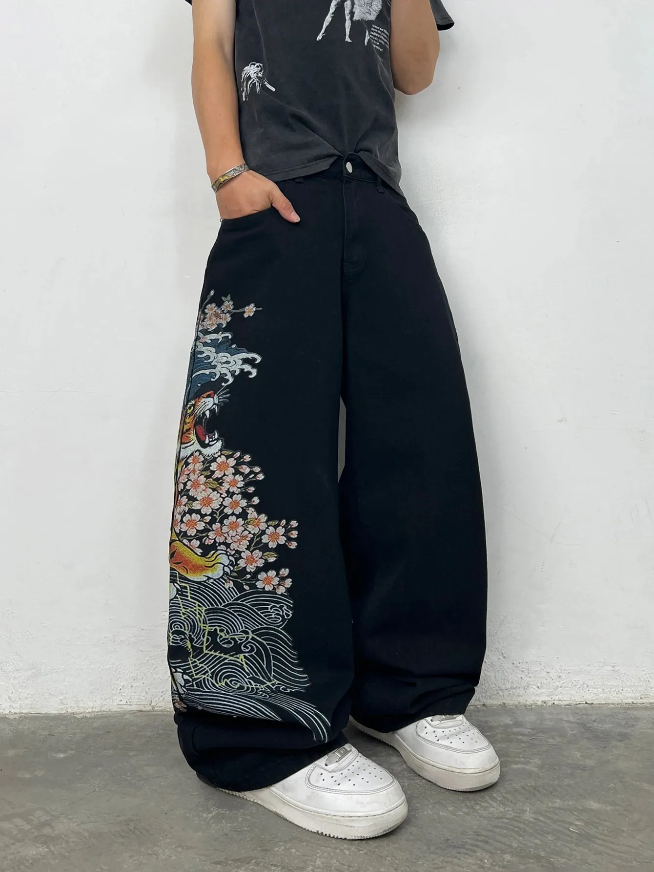 Men's Black Baggy Wide-Leg Jeans with Tiger Cherry Blossom and Wave Print Y2K Streetwear Hip-Hop Fashion Casual Versatile Pants — image 6