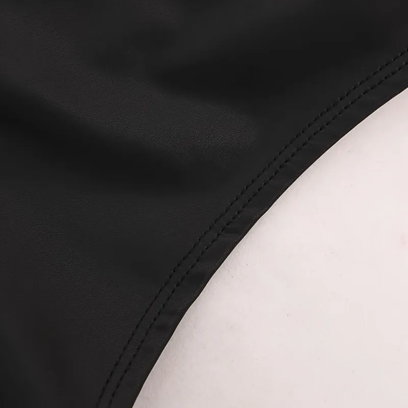 Pantaloncini da uomo in ecopelle perizoma con bottoni a T cavallo a vita bassa Lingerie molto calda Sissy G-String T-Back Intimo breve Abbigliamento da uomo — image 7