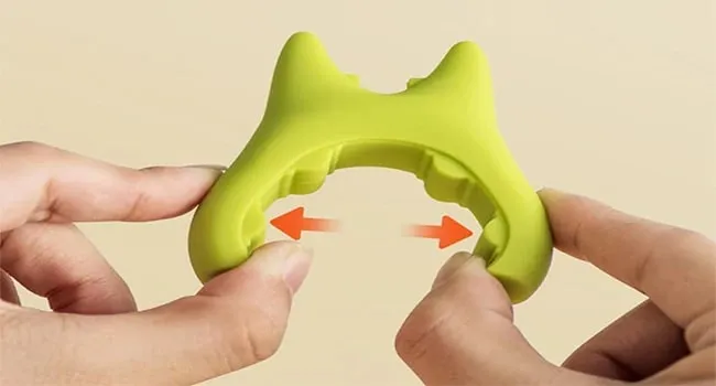 1PC Silicone Spatula Holder Portable Antioverflow Pot Lid Clip Anti-scalding Spoon Holder Kitchen Universal Spatula Bracket Clip — image 8