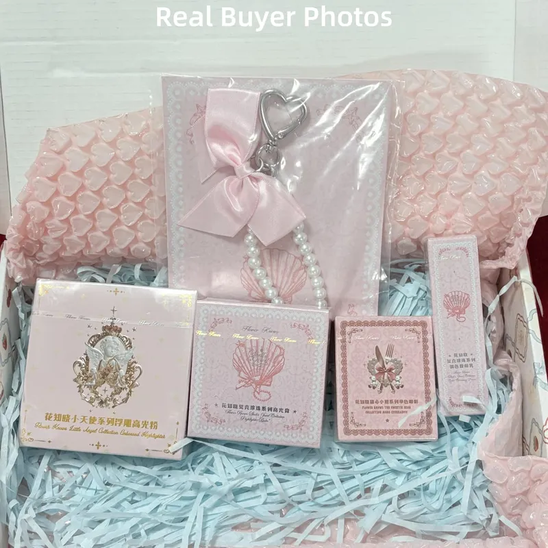 Flower Knows Mixed Makeup Gift Box 3-4Pcs Random Set Eyeshadow Blush Lipstick Perfume Mirror Pendant Cosmetics Combination — image 3