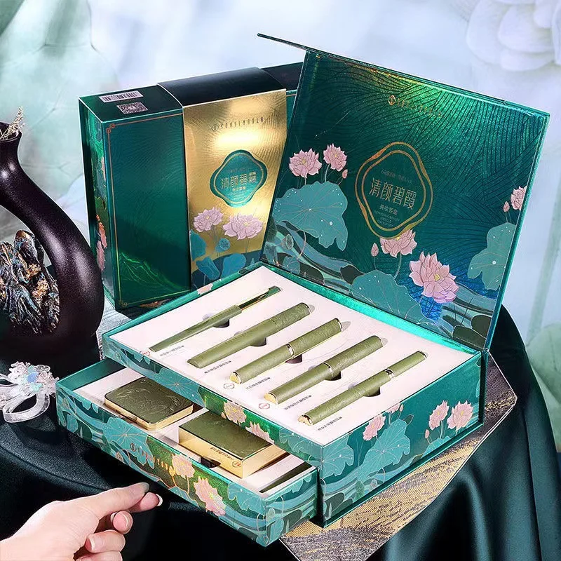 Christmas Makeup Set Gift Box BB Cream Lipstick Eyeliner Eyeshadow Eyebrow Pencil Beauty Makeup Cosmetics Holiday Gift — image 10