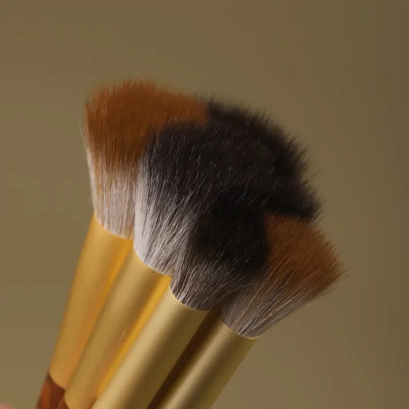 Professional Handmade Makeup Brushes 1PC Soft Squirrel Fox Goat Hair Stippling Blush Brush African Rosewood Handle Make Up Brush