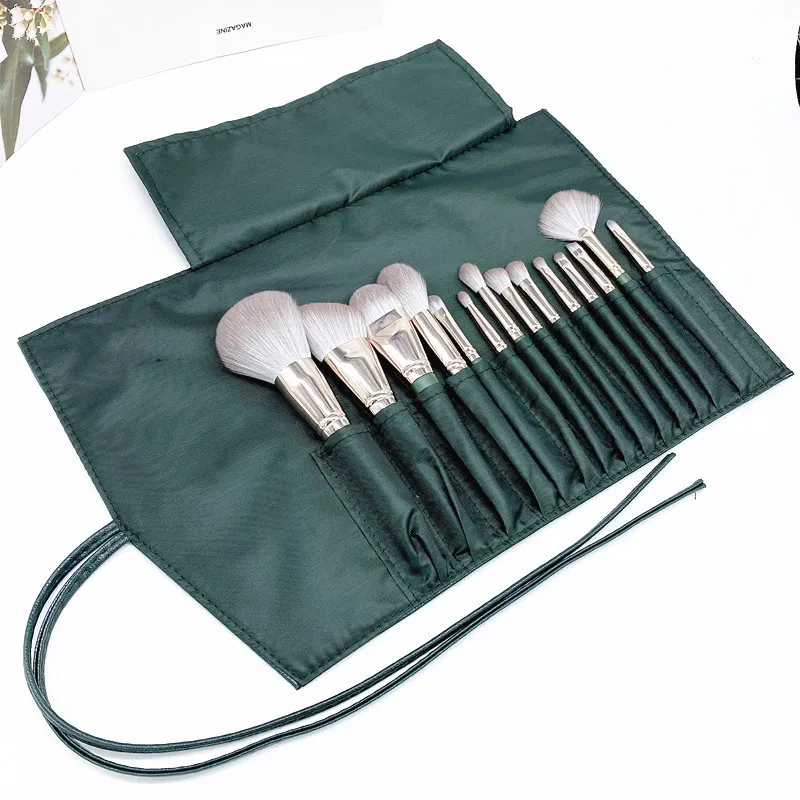 14Pcs Makeup Brushes Soft Makeup Tools Cosmetic Powder Eye Shadow Foundation Blush Blending Detail Eyebrow Lip Beauty