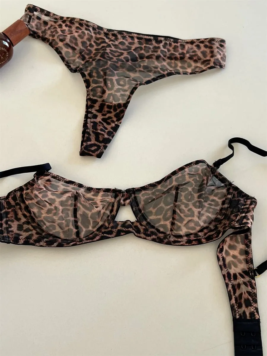 Ultra-thin models of large breasts underwear sexy leopard lace lingerie adjustment gathered hollow with steel ring bra set — image 6