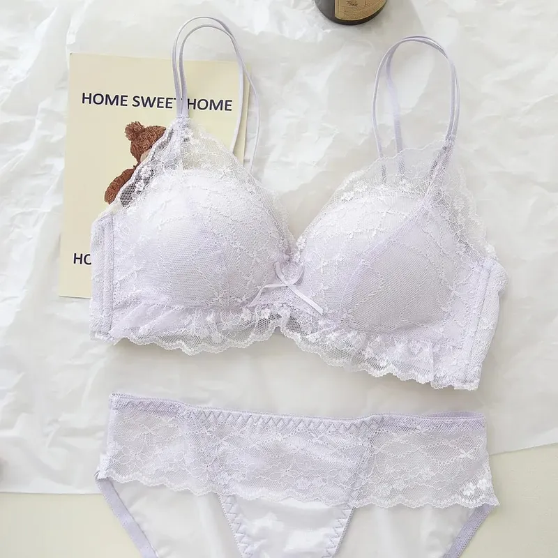 Ensemble de lingerie en dentelle transparente douce, soutien-gorge sans fil à double bretelles pour soulever et rassembler les petits bustes — image 6