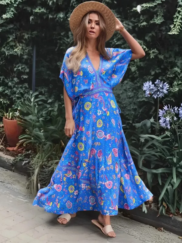 Boho Queens Women Peacock Květinový potisk Netopýří rukáv Plážové Bohémské Maxi šaty Dámské Letní šaty s výstřihem do V Letní šaty Vestidos — image 7