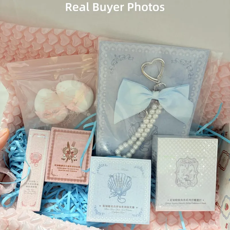 Flower Knows Mixed Makeup Gift Box 3-4Pcs Random Set Eyeshadow Blush Lipstick Perfume Mirror Pendant Cosmetics Combination — image 4