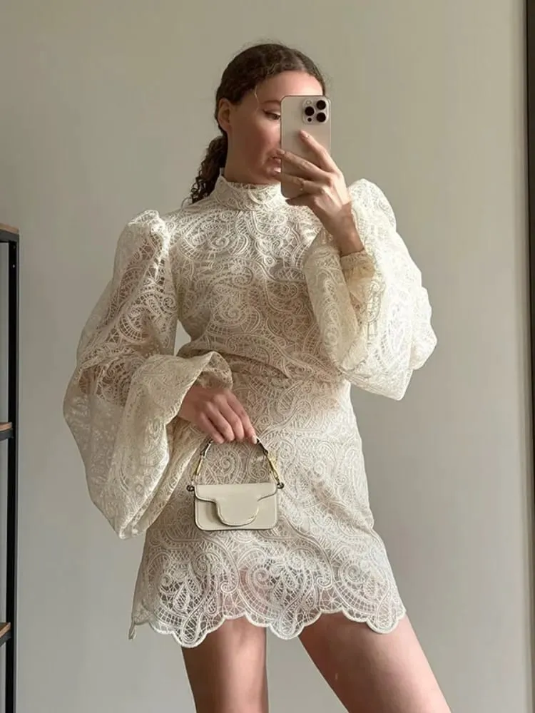 Mulheres elegantes rendas oco para fora mini vestido de manga cheia projetos chique alta pescoço vestidos curtos 2026 na moda primavera clube noite vestidos