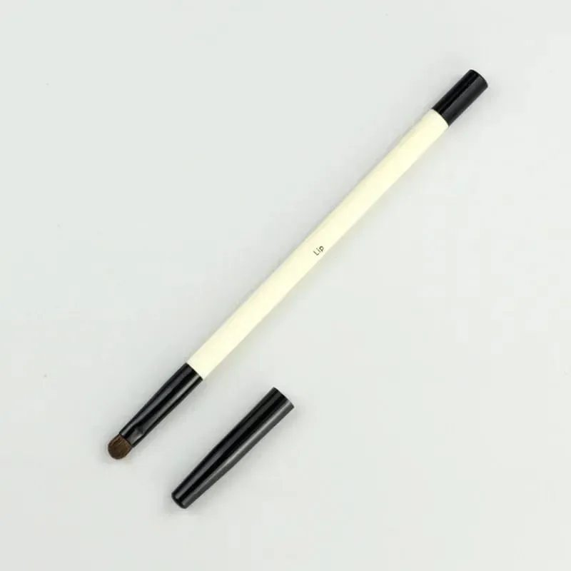 Professional Makeup Brushes For Broom Foundation Eye Liner Shadows Contour Lipgloss Eyeshodaws Brush косметика